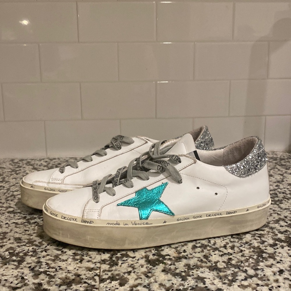 Golden Goose White and Silver Athletic Shoes with Teal Star